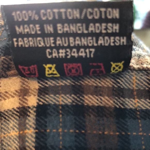 Street Legal Flannel Shirt. Size small. Brown , blue , ivory plaid - Picture 7 of 7